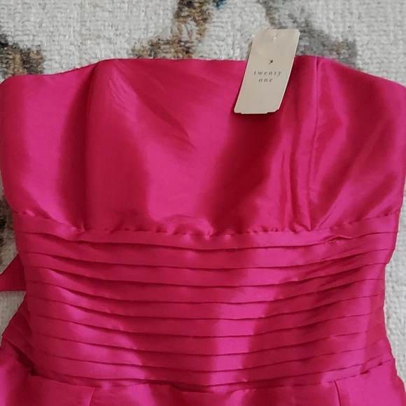 NWT Orchid Fuschia Forever 21 Strapless Dress - Picture 9 of 13